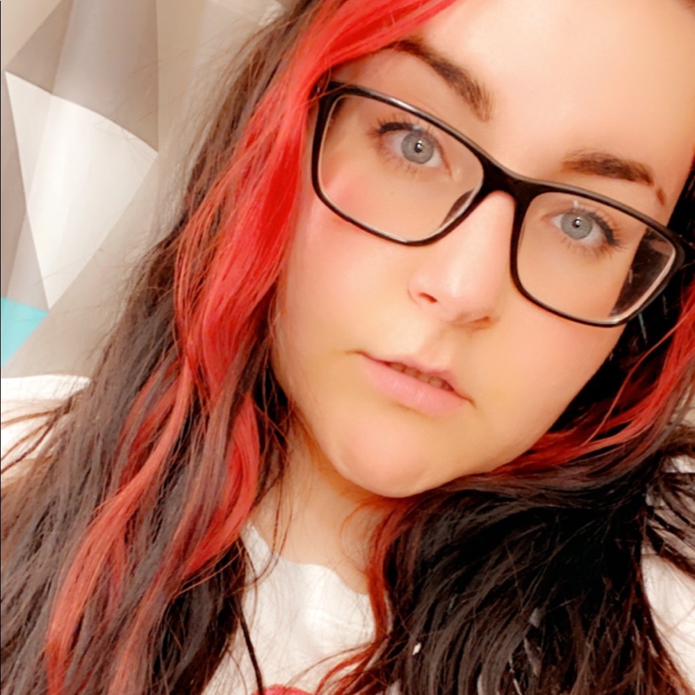Meet your Posher, Jayde